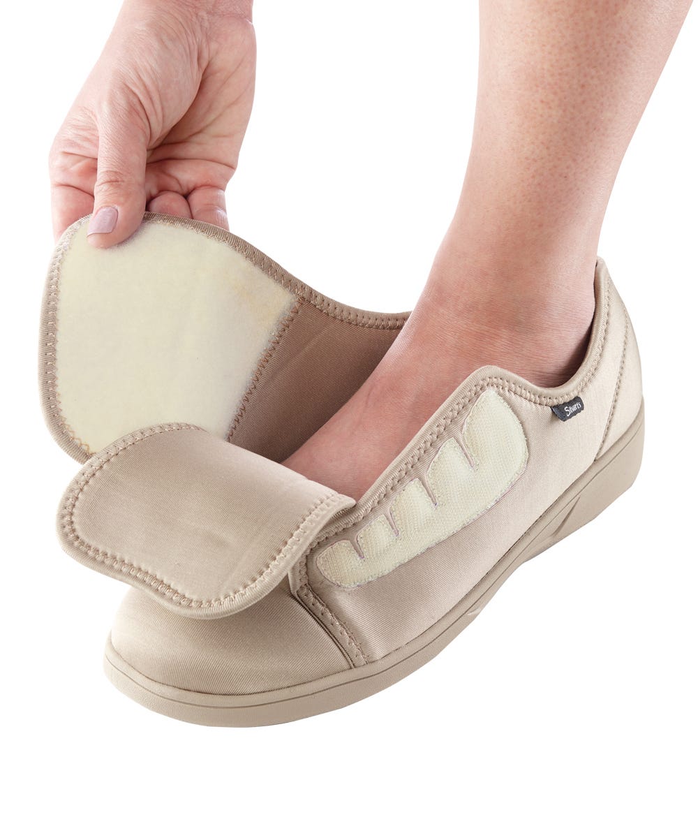 Women’s Protective Shoes with Easy Closures – Adjustable Fit (Regular to Extra Wide)