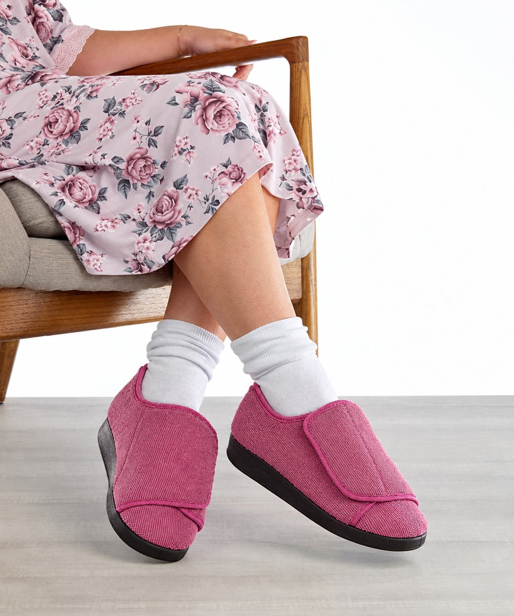Women’s Slippers with Easy Closures – Adjustable Fit (Regular to Extra Wide)