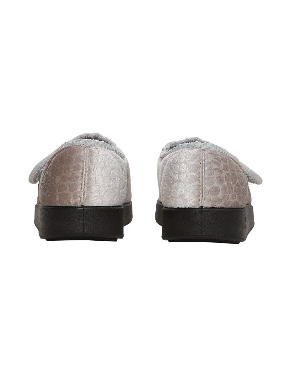 Women’s Soft Slippers with Easy Closures – Adjustable Fit (Regular to Extra Wide)