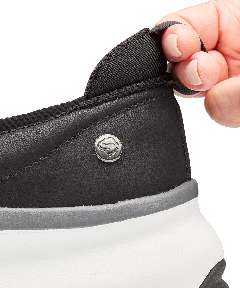 Women’s Leather Comfort Slip-On Shoes – Adjustable Fit (Regular to Extra Wide)