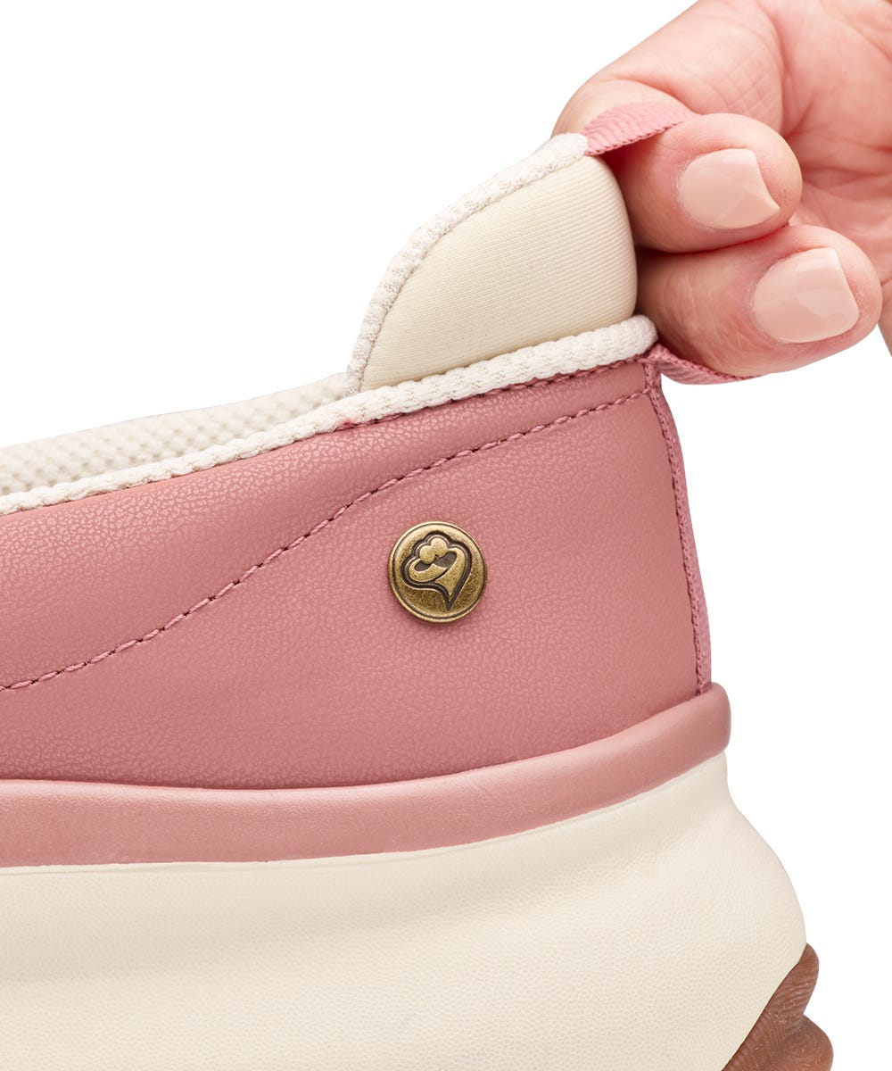 Women’s Leather Comfort Slip-On Shoes – Adjustable Fit (Regular to Extra Wide)