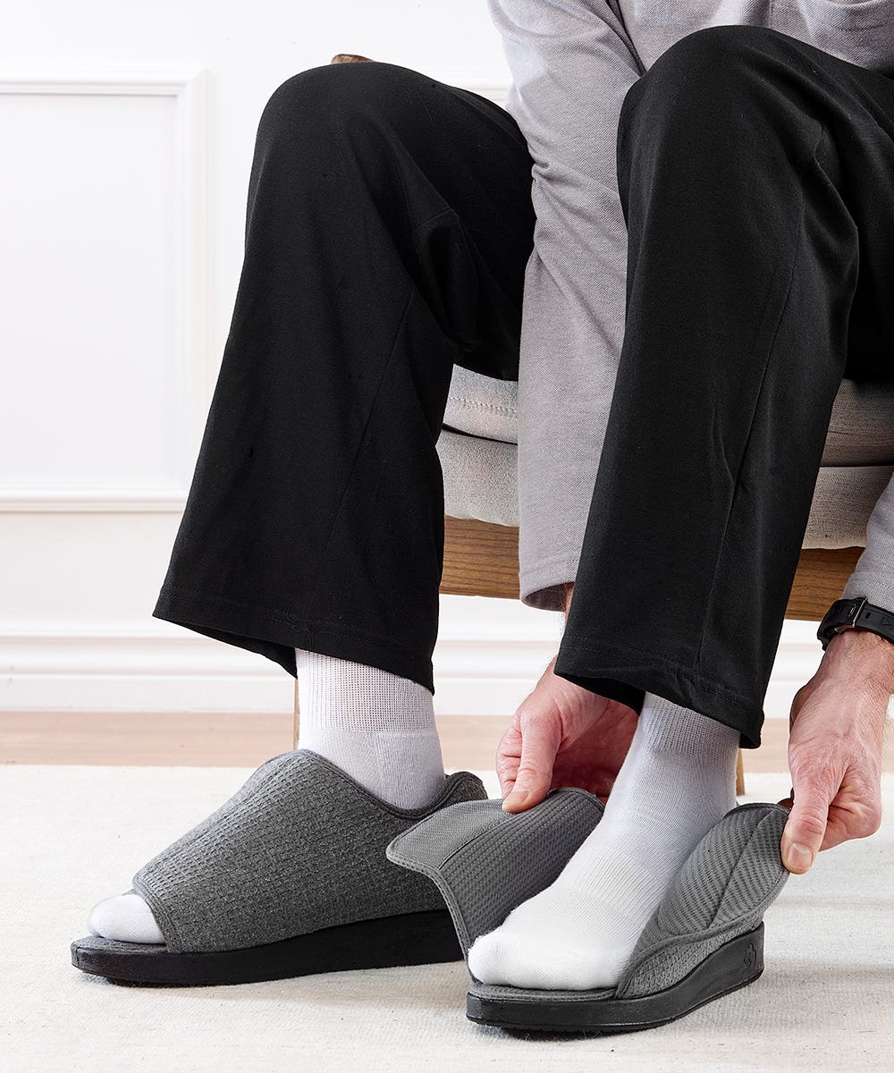 Men’s Open-Toe Shoes – Adjustable Fit (Regular to Extra Wide)